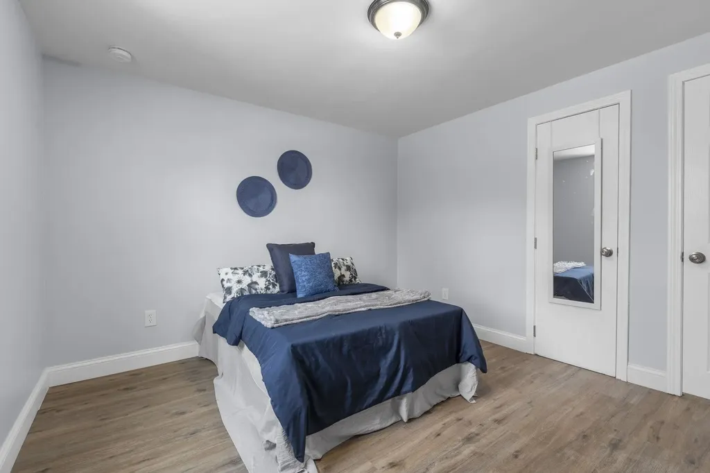 6 Michael Avenue Derry NH 03038