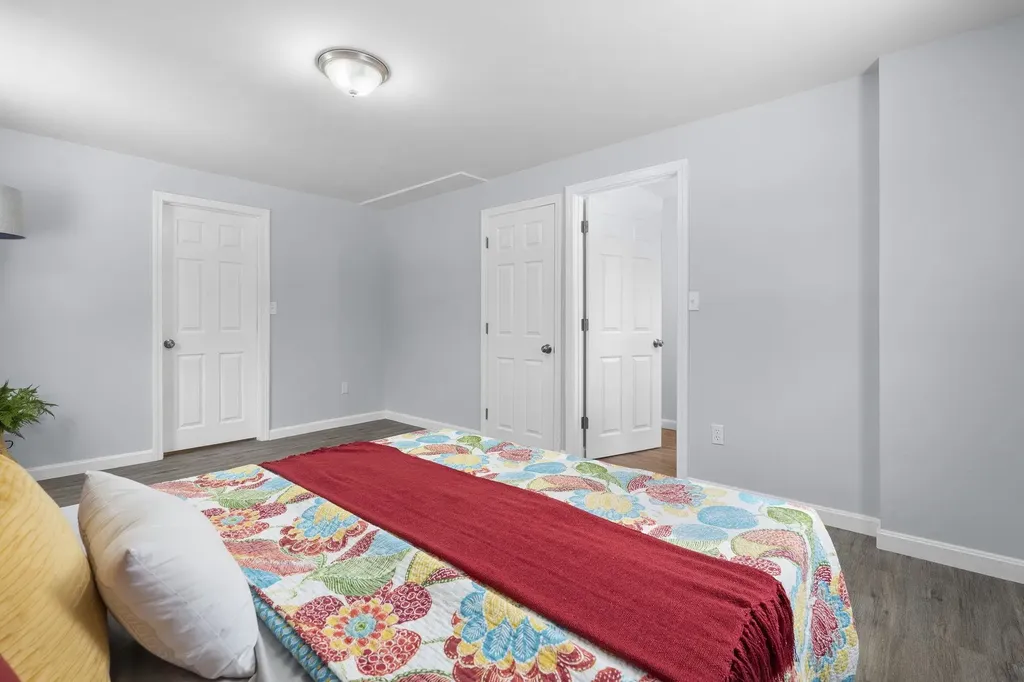 6 Michael Avenue Derry NH 03038