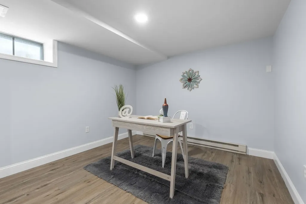 6 Michael Avenue Derry NH 03038