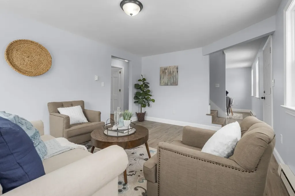 6 Michael Avenue Derry NH 03038