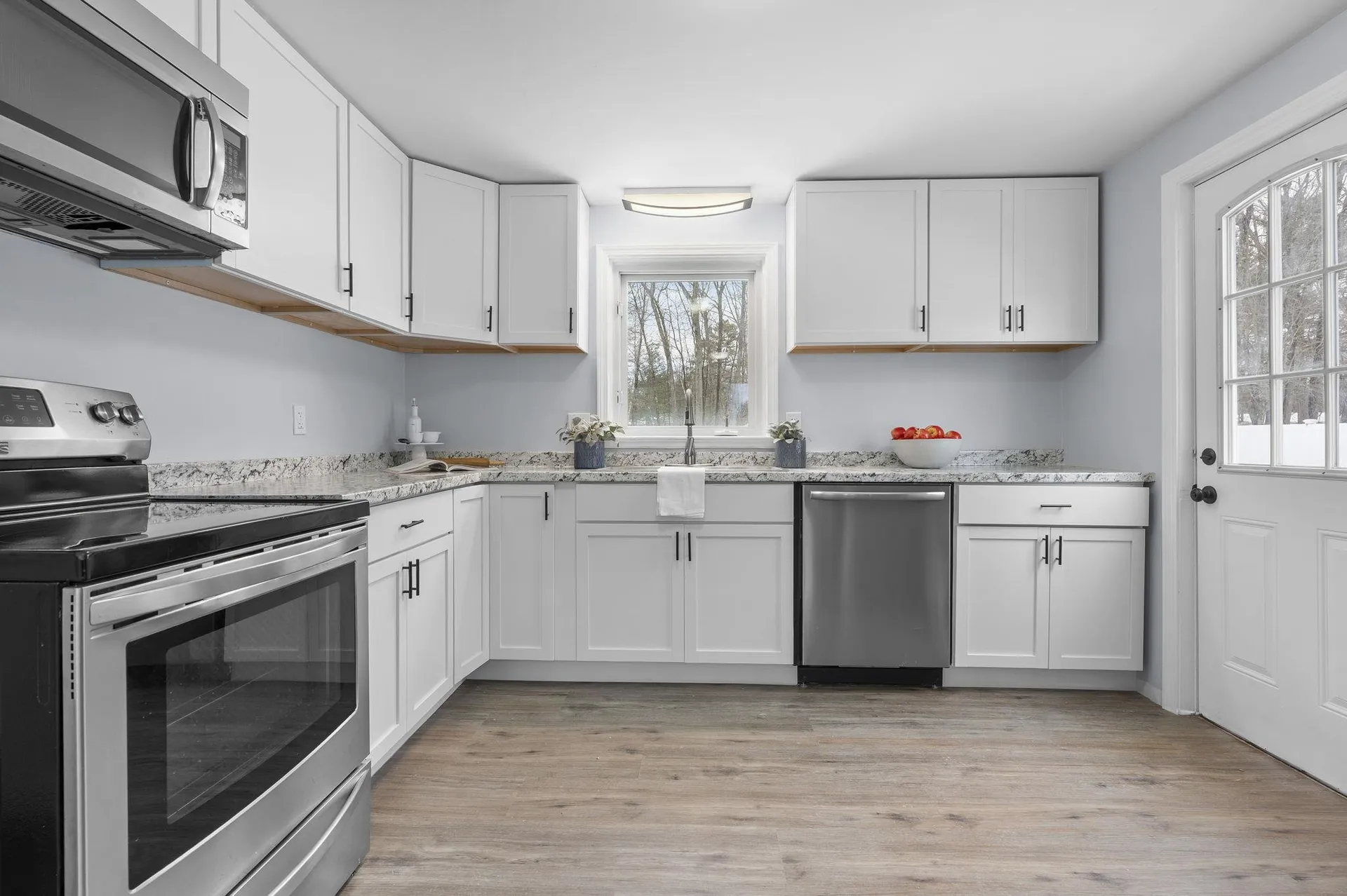 6 Michael Avenue Derry NH 03038