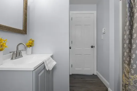 6 Michael Avenue Derry NH 03038