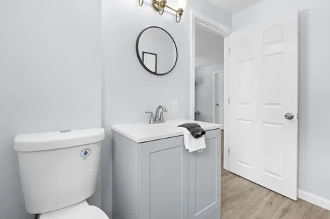 6 Michael Avenue Derry NH 03038