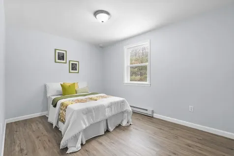 6 Michael Avenue Derry NH 03038