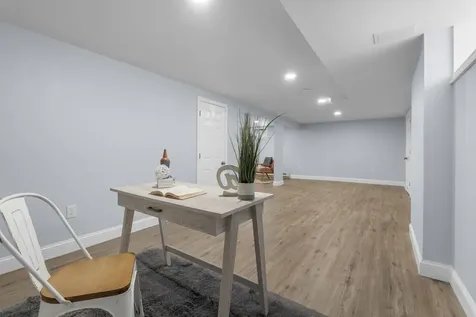 6 Michael Avenue Derry NH 03038