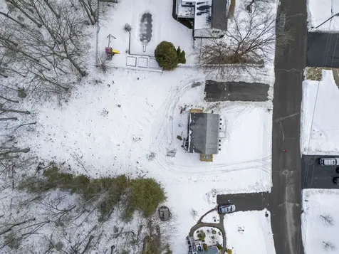 6 Michael Avenue Derry NH 03038