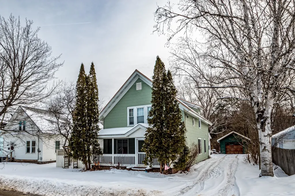 27 West Street Northumberland NH 03582