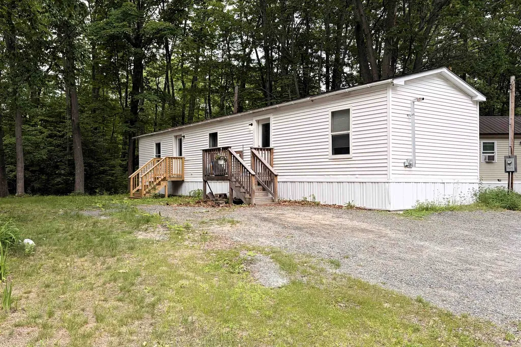 7 Corrigan Street Gorham NH 03581