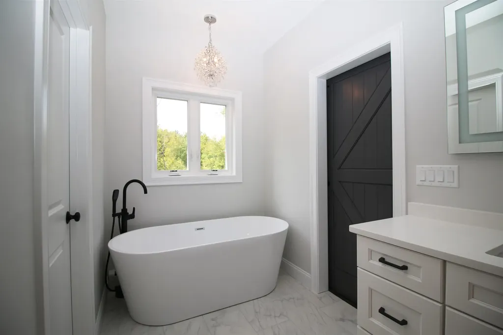 431 Dawn Court Pembroke NH 03275