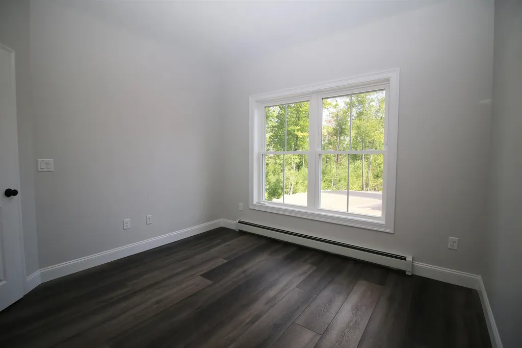 431 Dawn Court Pembroke NH 03275