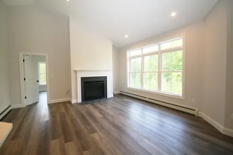 431 Dawn Court Pembroke NH 03275