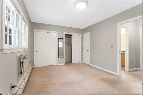 90 Golfview Drive Manchester NH 03102