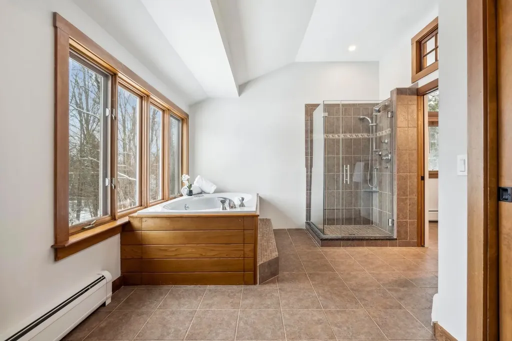 108 North Hill Road Stowe VT 05672