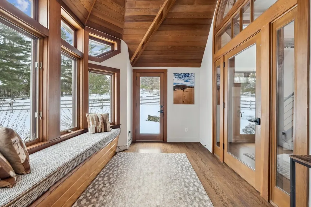 108 North Hill Road Stowe VT 05672