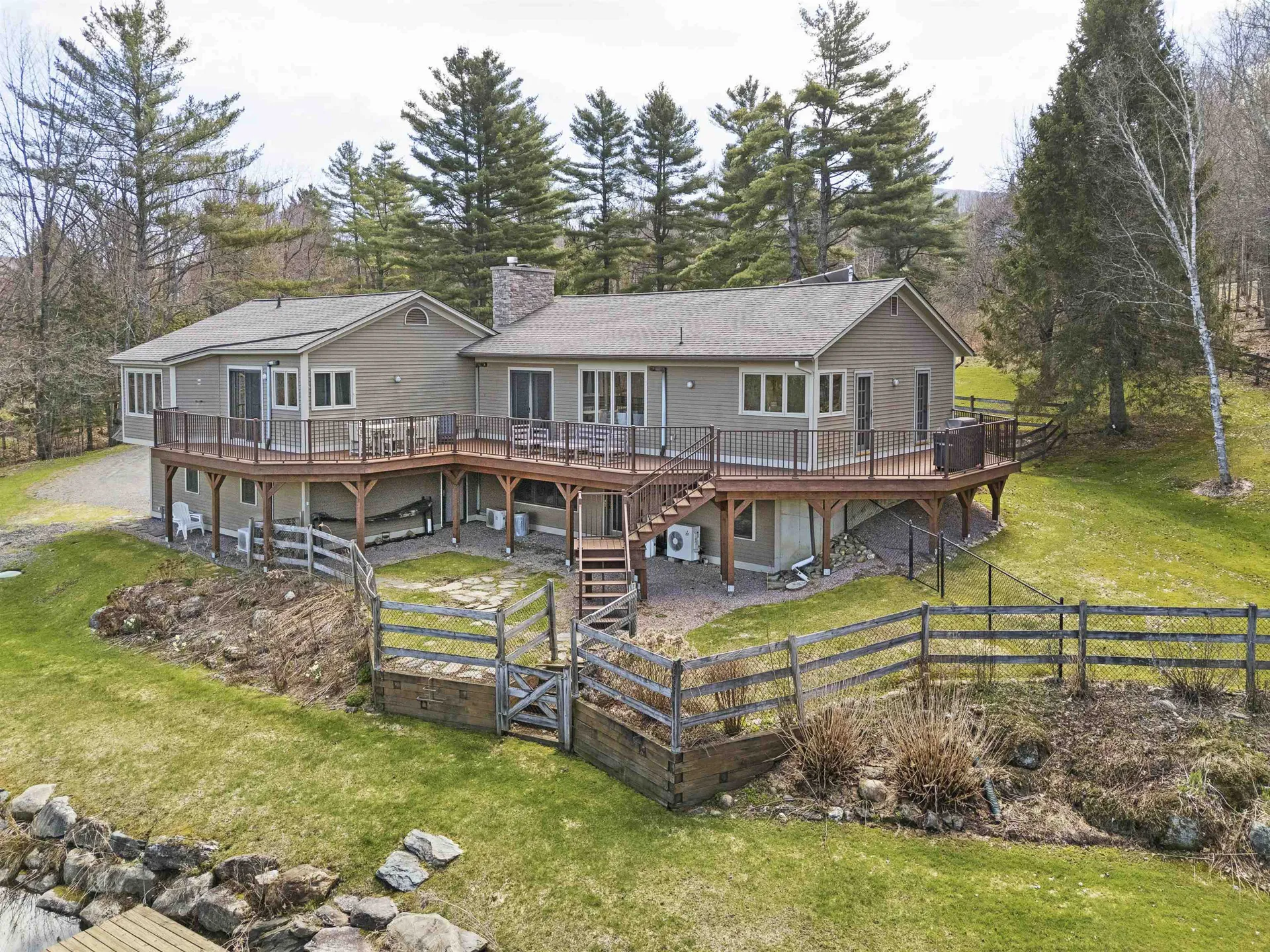 108 North Hill Road Stowe VT 05672