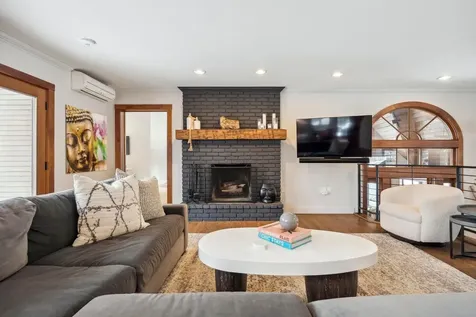 108 North Hill Road Stowe VT 05672