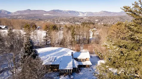 108 North Hill Road Stowe VT 05672