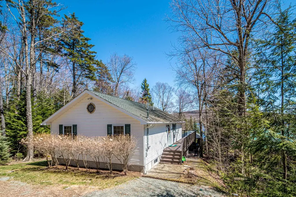 651 Westside Lake Road Maidstone VT 05905