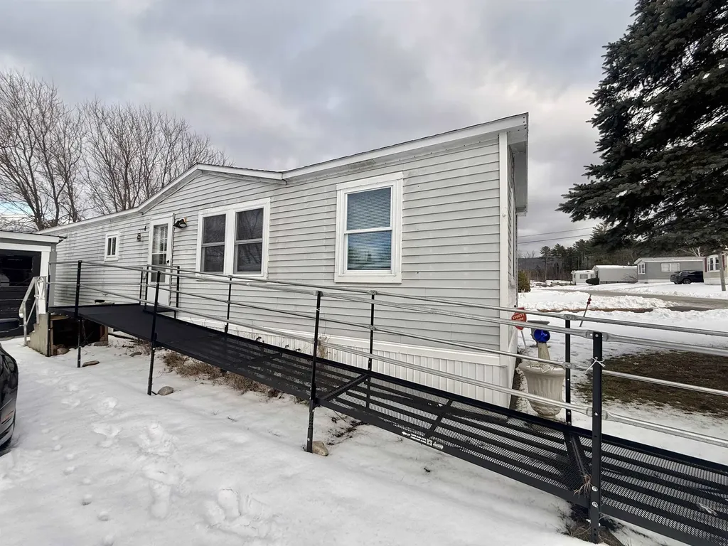 9 Billings Mobile Manor Rutland City VT 05701