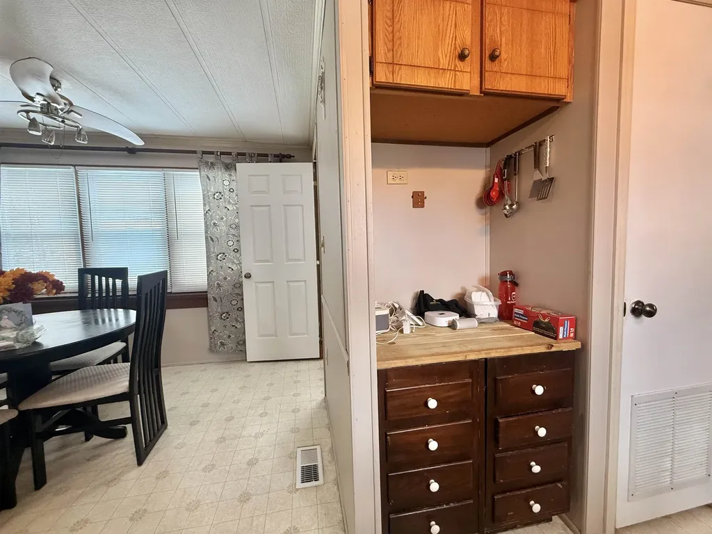 9 Billings Mobile Manor Rutland City VT 05701