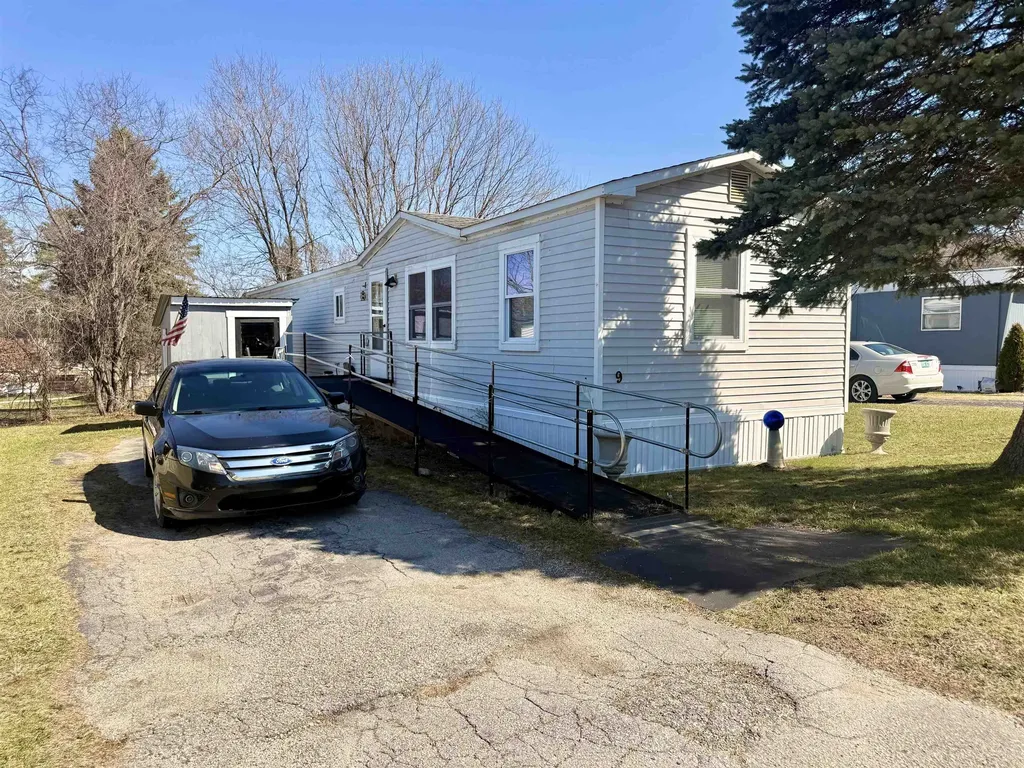 9 Billings Mobile Manor Rutland City VT 05701