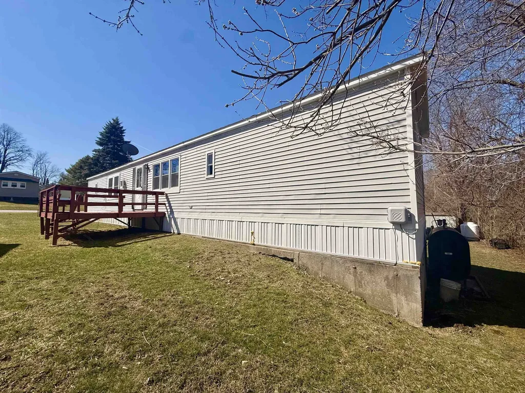 9 Billings Mobile Manor Rutland City VT 05701