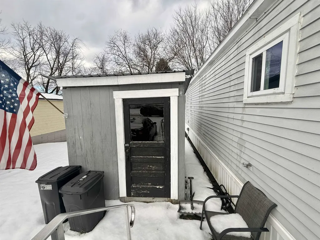 9 Billings Mobile Manor Rutland City VT 05701