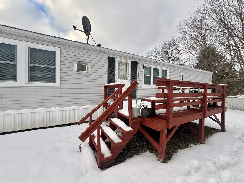 9 Billings Mobile Manor Rutland City VT 05701