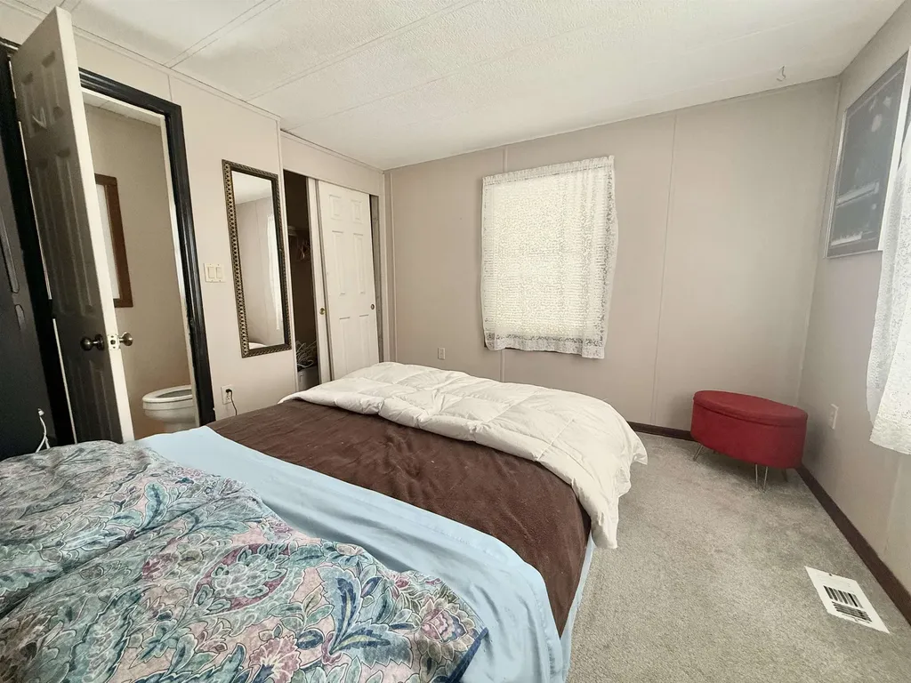 9 Billings Mobile Manor Rutland City VT 05701