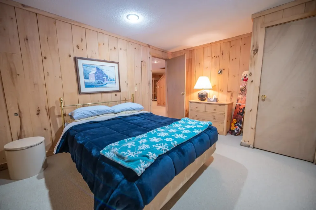 12 Colonial Ridge Road Dover VT 05356