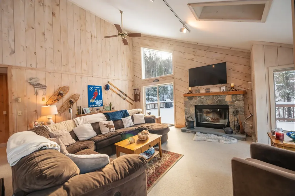 12 Colonial Ridge Road Dover VT 05356