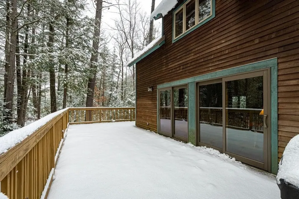 9 Blue Jay Lane Bridgton ME 04009