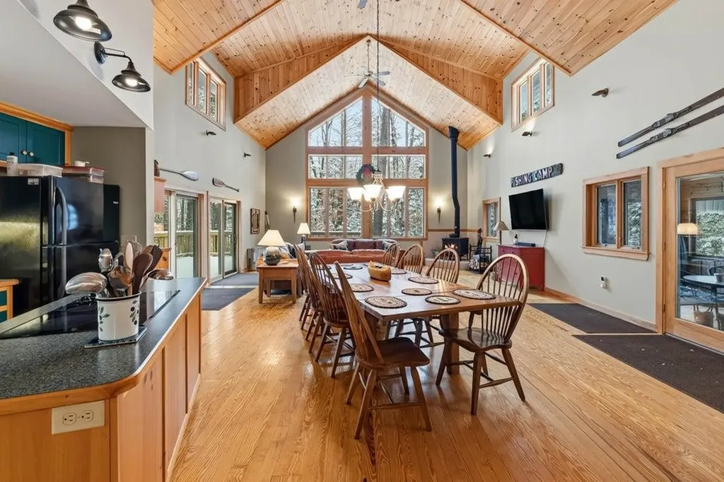 9 Blue Jay Lane Bridgton ME 04009