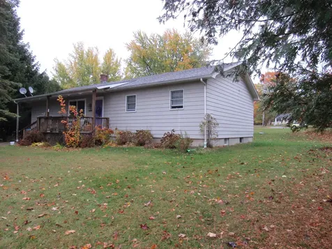 98 Fernwood Circle Newport City VT 05855