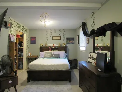 98 Fernwood Circle Newport City VT 05855