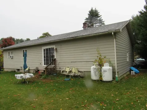 98 Fernwood Circle Newport City VT 05855