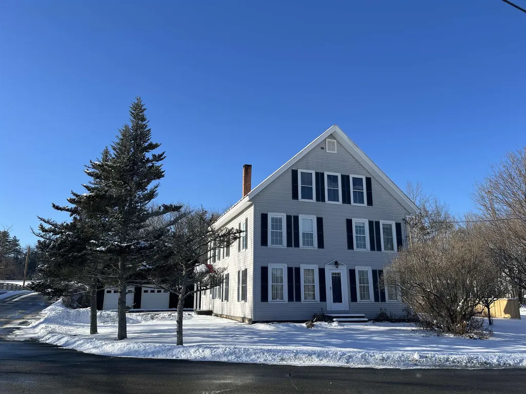 68 Passumpsic Avenue Hartford VT 05088