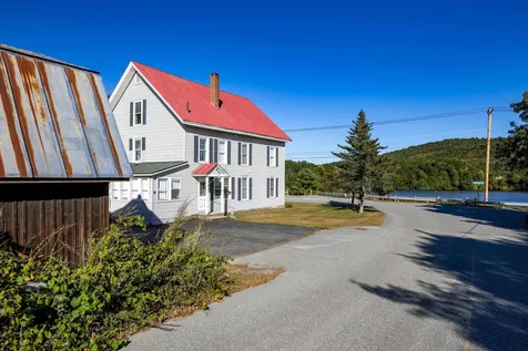 68 Passumpsic Avenue Hartford VT 05088