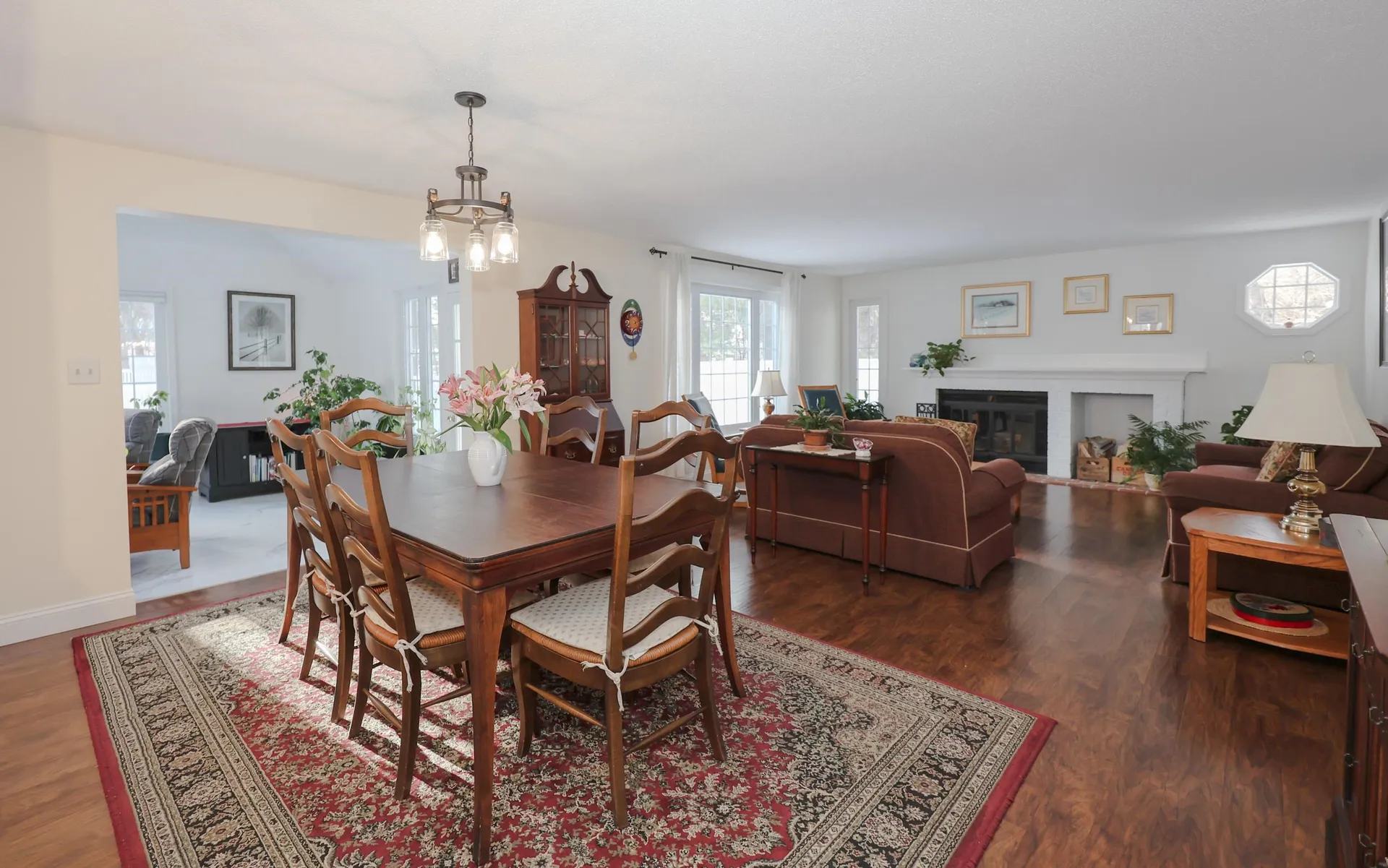 152 Straw Hill Road Manchester NH 03104