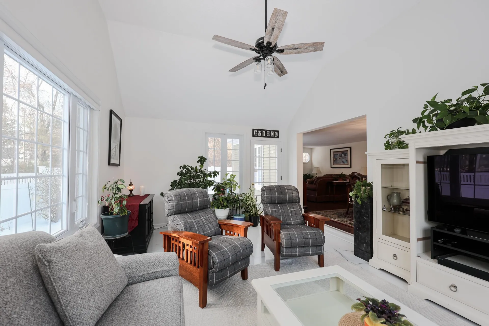 152 Straw Hill Road Manchester NH 03104