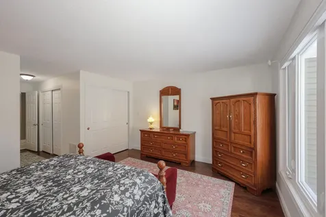 152 Straw Hill Road Manchester NH 03104