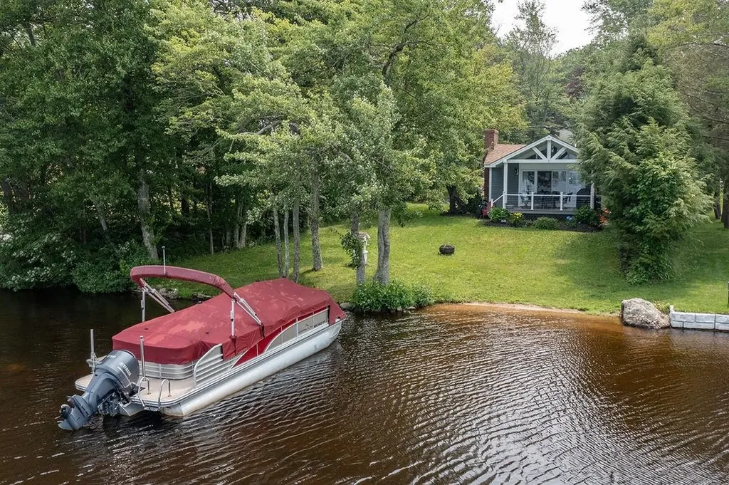 124 Water Street Strafford NH 03884