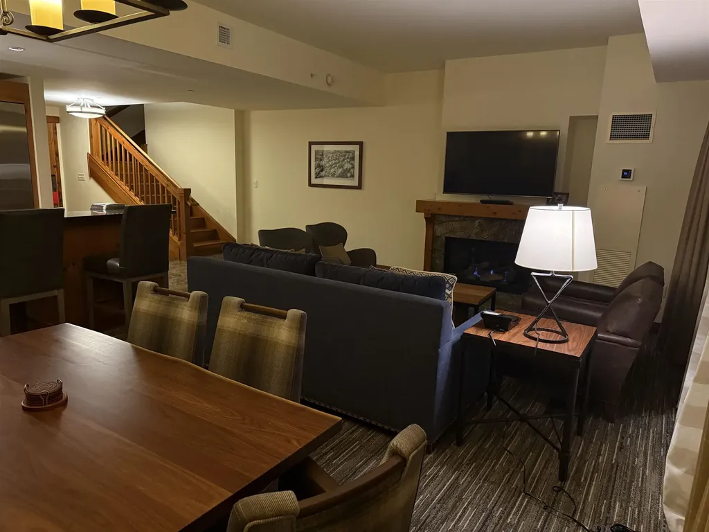 7412 Mountain Road Stowe VT 05672