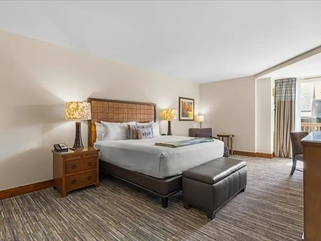 7412 Mountain Road Stowe VT 05672