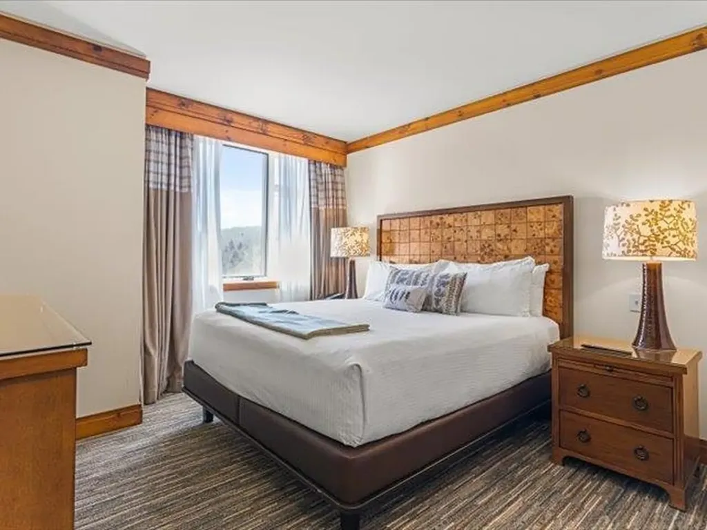 7412 Mountain Road Stowe VT 05672