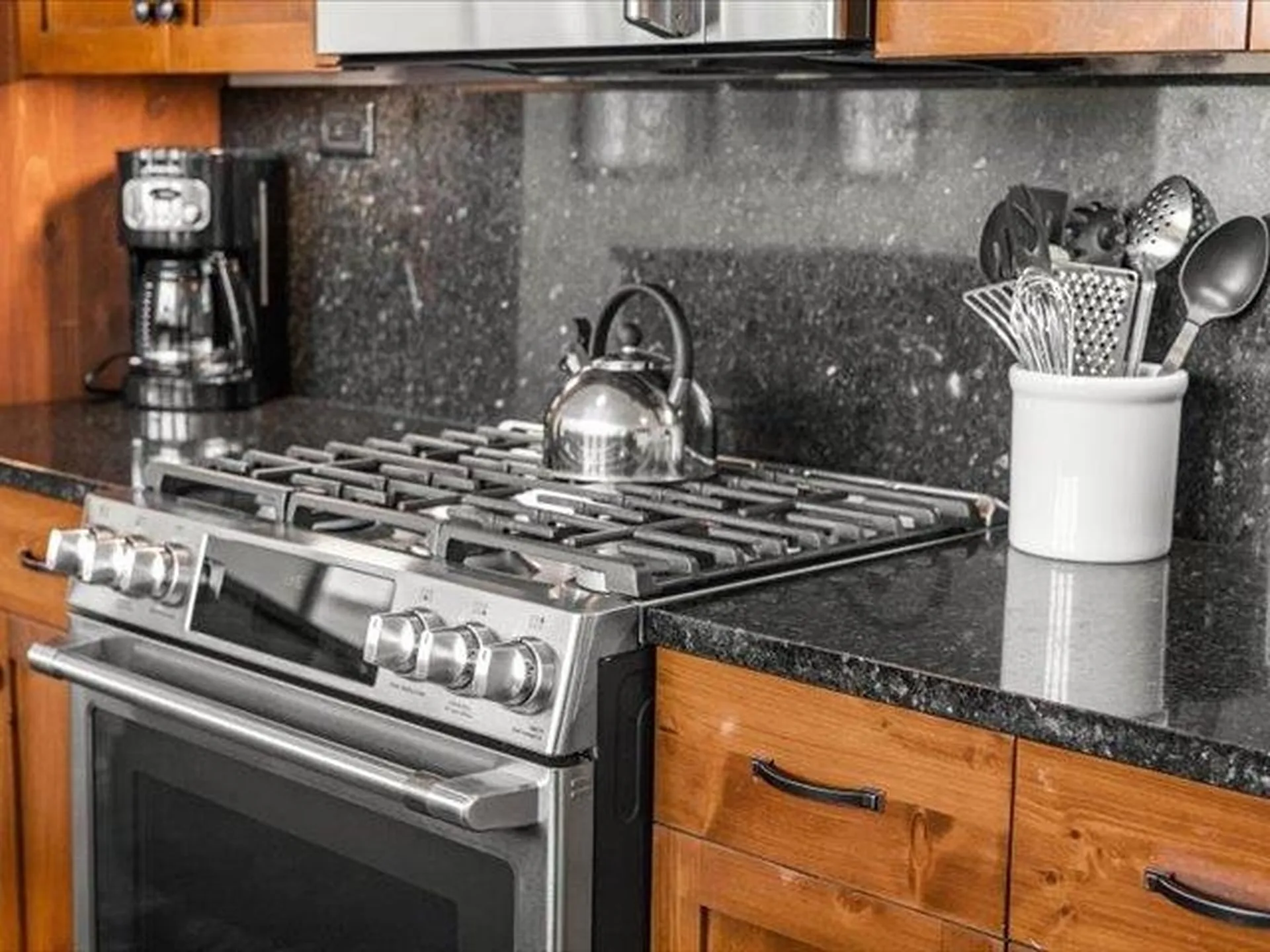 7412 Mountain Road Stowe VT 05672