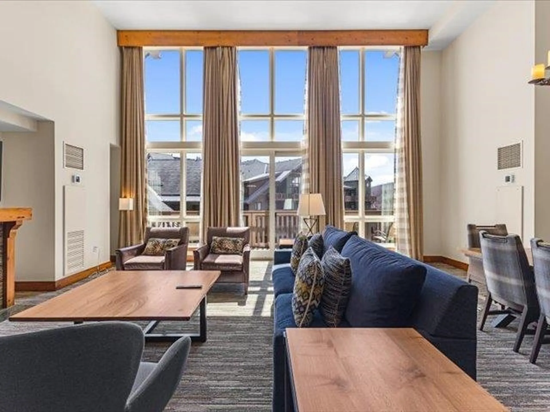 7412 Mountain Road Stowe VT 05672