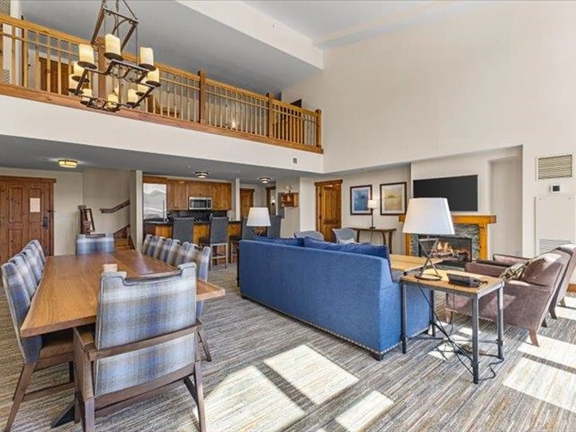 7412 Mountain Road Stowe VT 05672