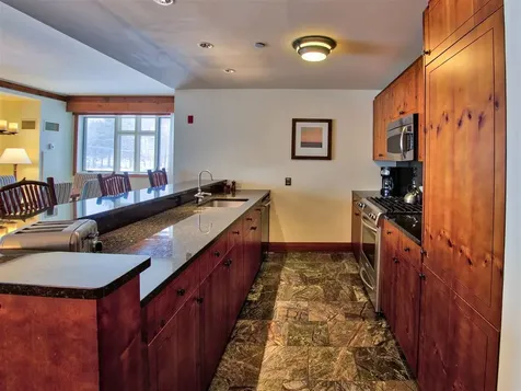 7412 Mountain Road Stowe VT 05672