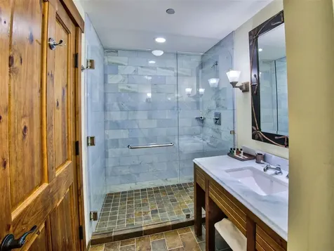 7412 Mountain Road Stowe VT 05672